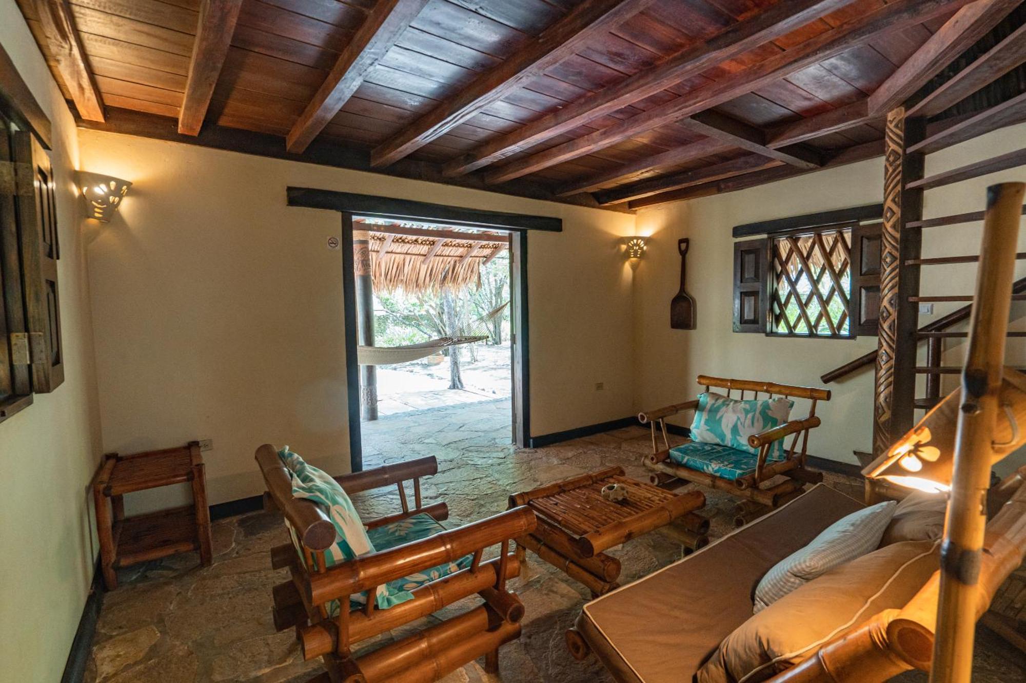 Punta Teonoste Hotel 4*